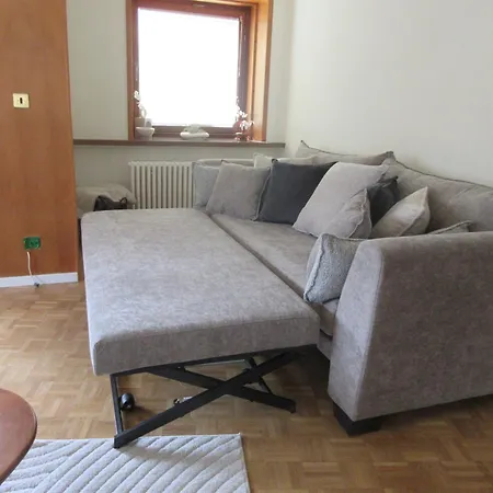 Alberti Platz *
