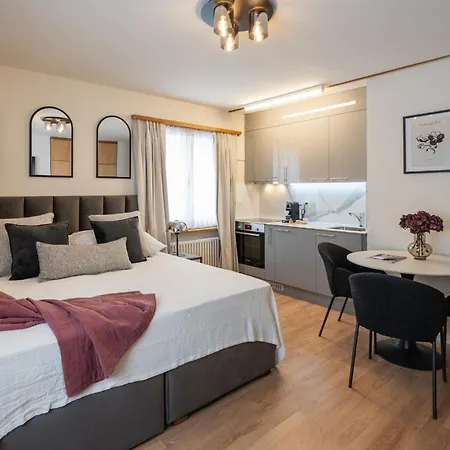 Alberti Platz Lägenhet