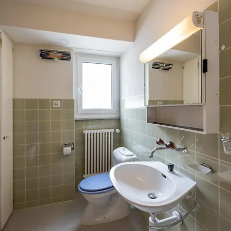 Alberti Platz Давос