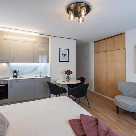 Alberti Platz Апартаменты *