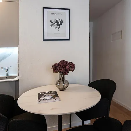 Alberti Platz * Давос